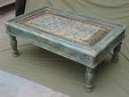 Une table de salon en bois de sheesham 125x75cm